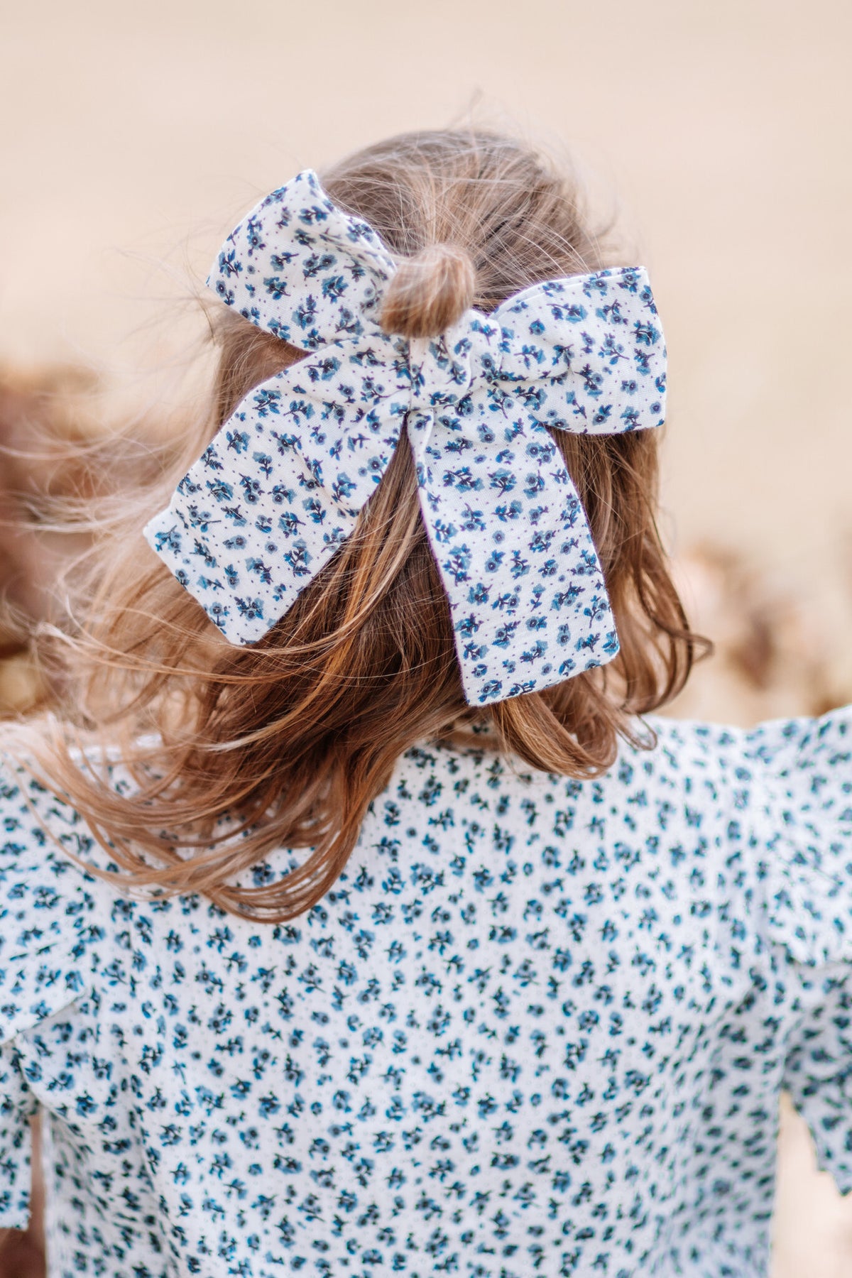 The New shirt kind Niki L/S Shirt White Swan AOP (wit met print)