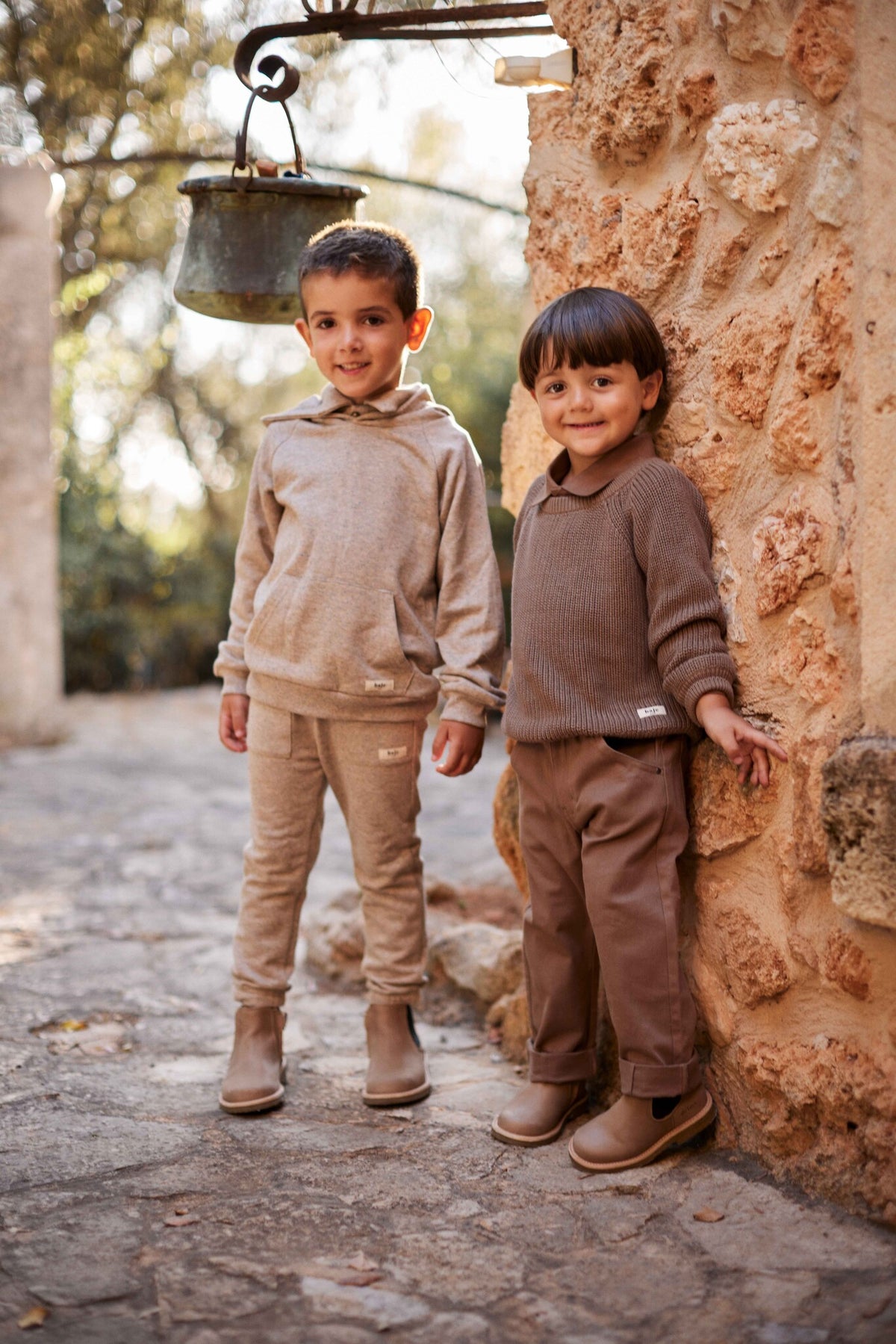BAJE sweater jongen Thun Brown Cacao bruin (valt groot)