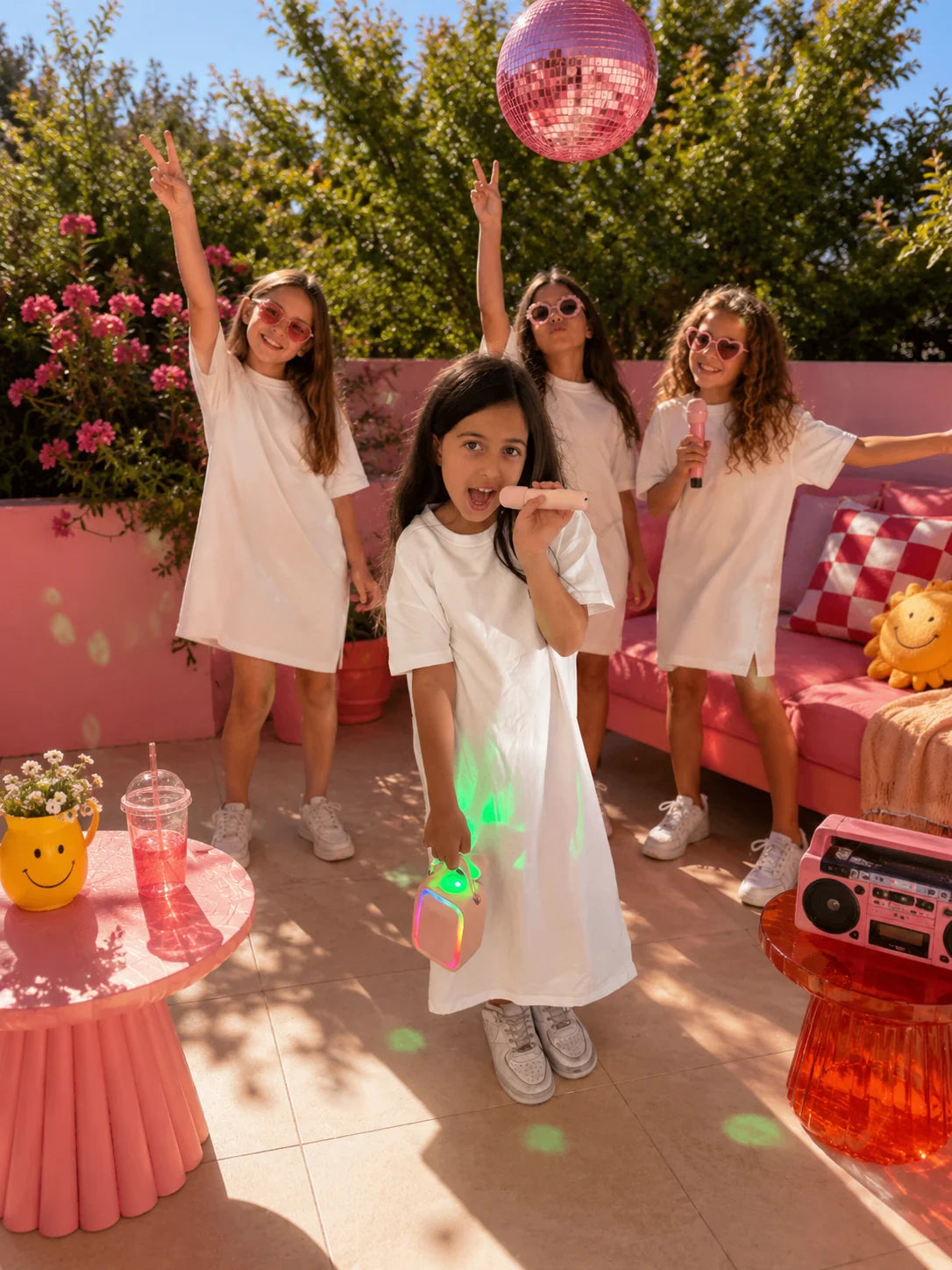 MOB Singy Party roze – karaokeset met microfoons, Bluetooth speaker en discolicht