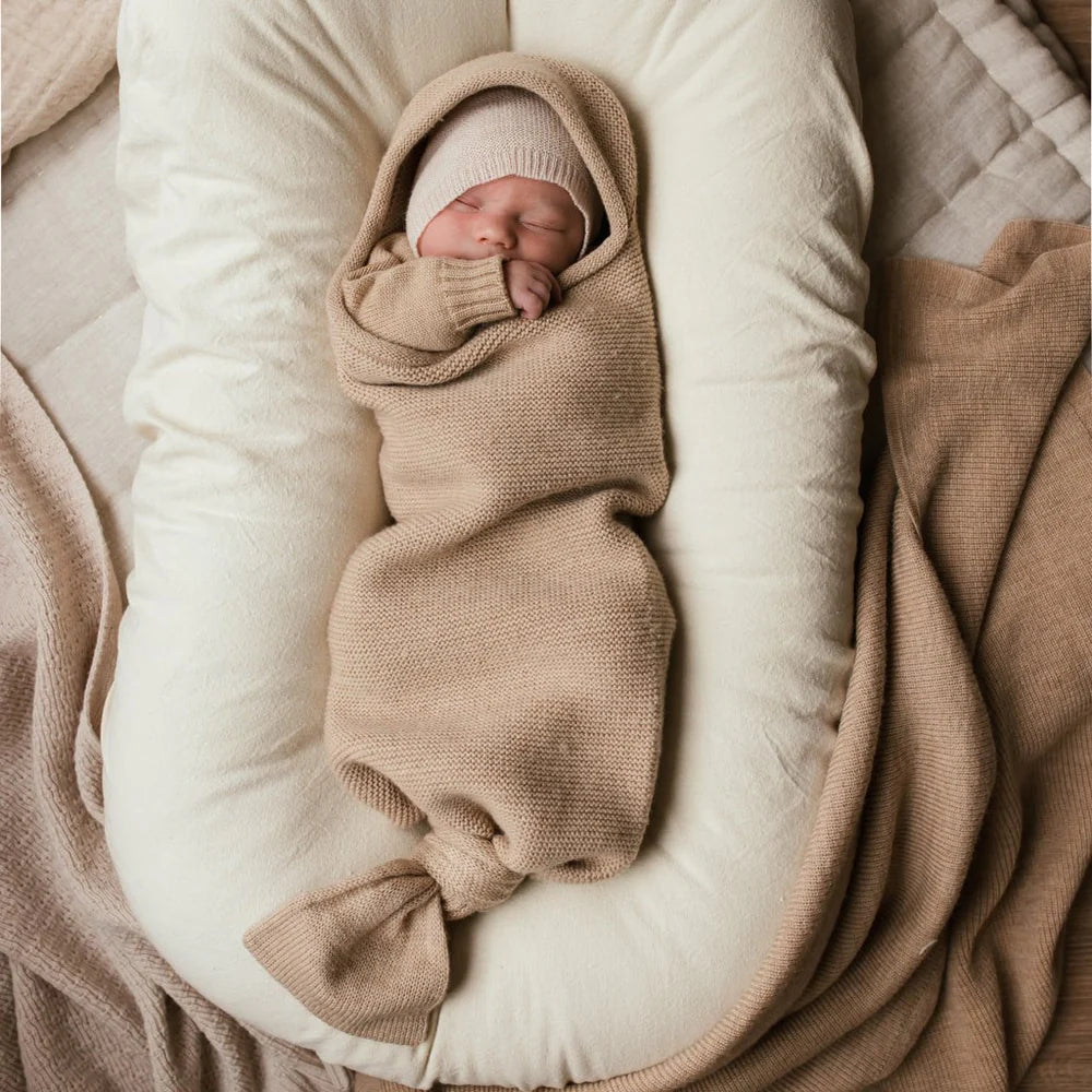 Hvid baby Cocoon Sand zandkleur