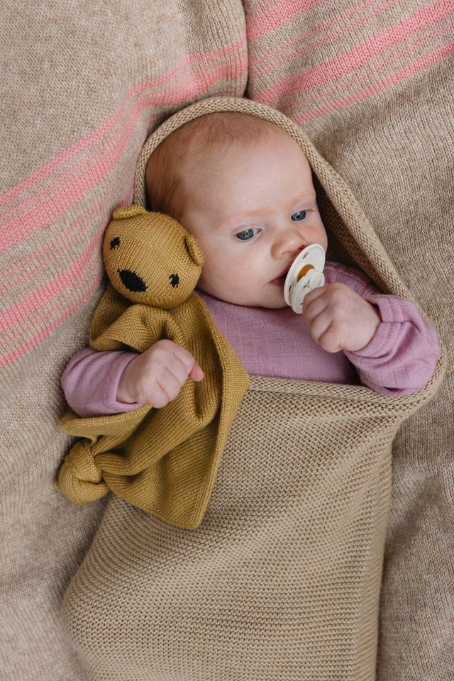 Hvid baby Cocoon Sand zandkleur