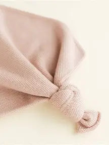 Hvid knuffel baby Teddy Tokki Apricot abrikoos
