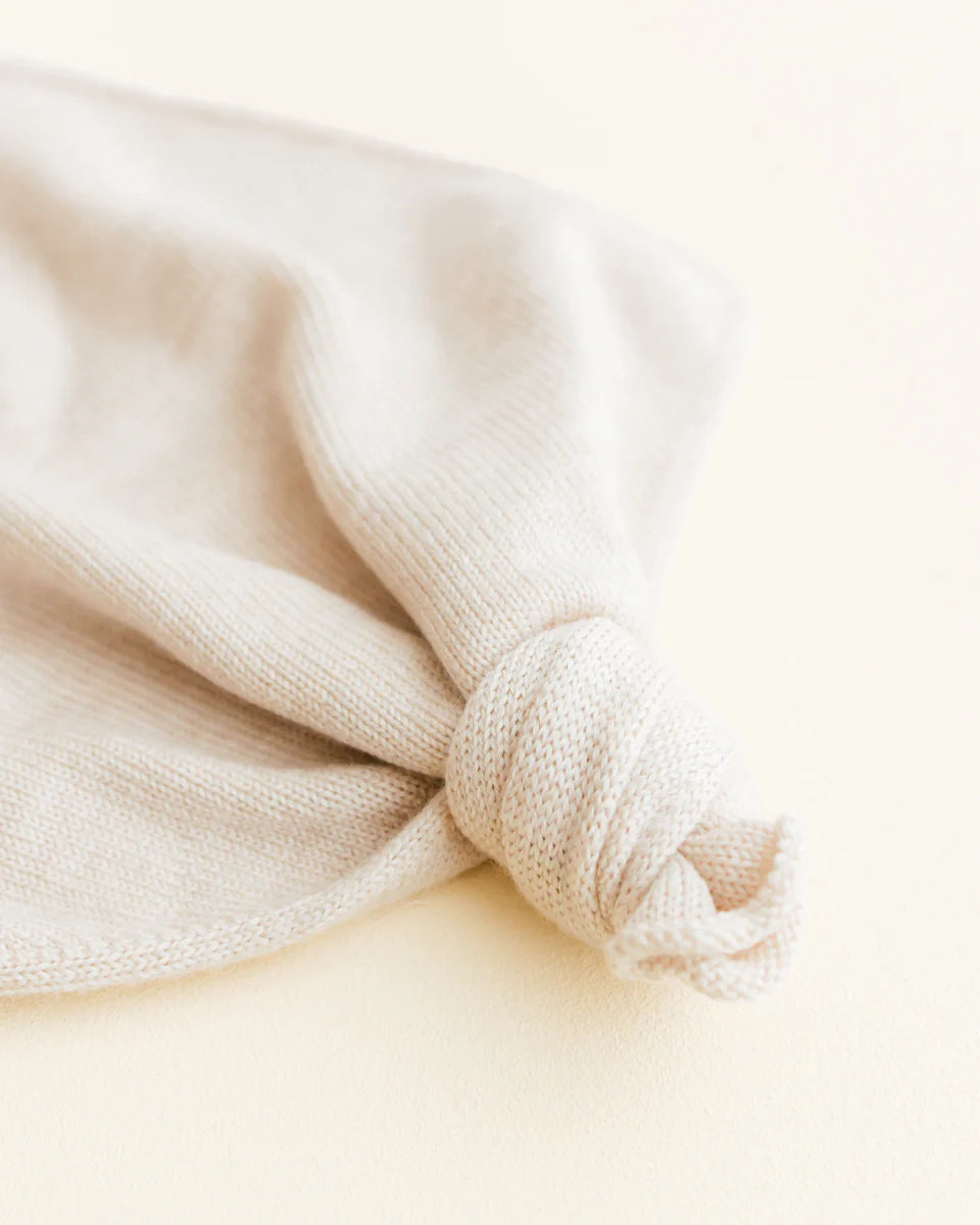 Hvid knuffel baby Teddy Tokki Cream crème