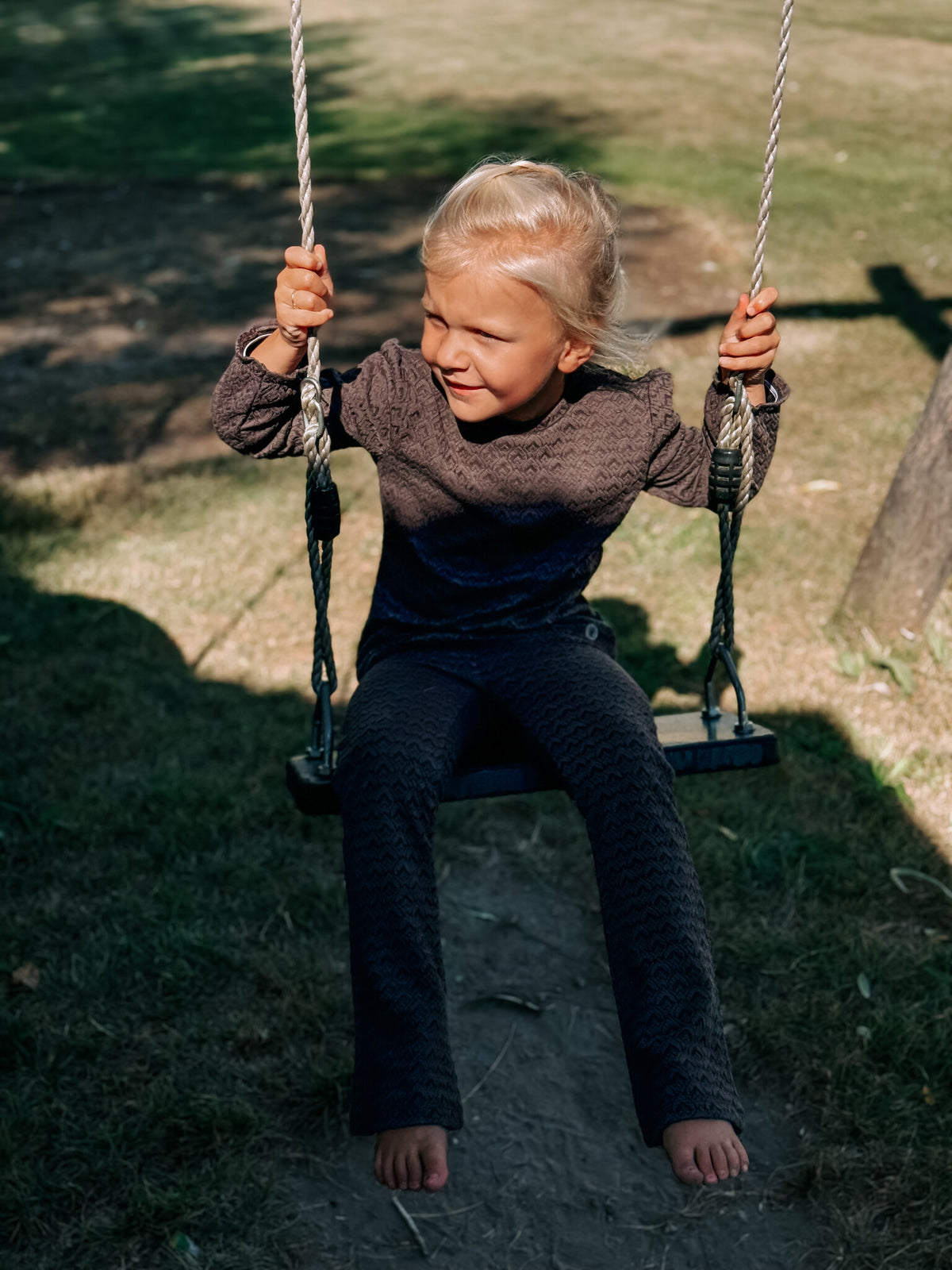 LEVV flared broek jongen Ville flared broek Mud Grey grijs
