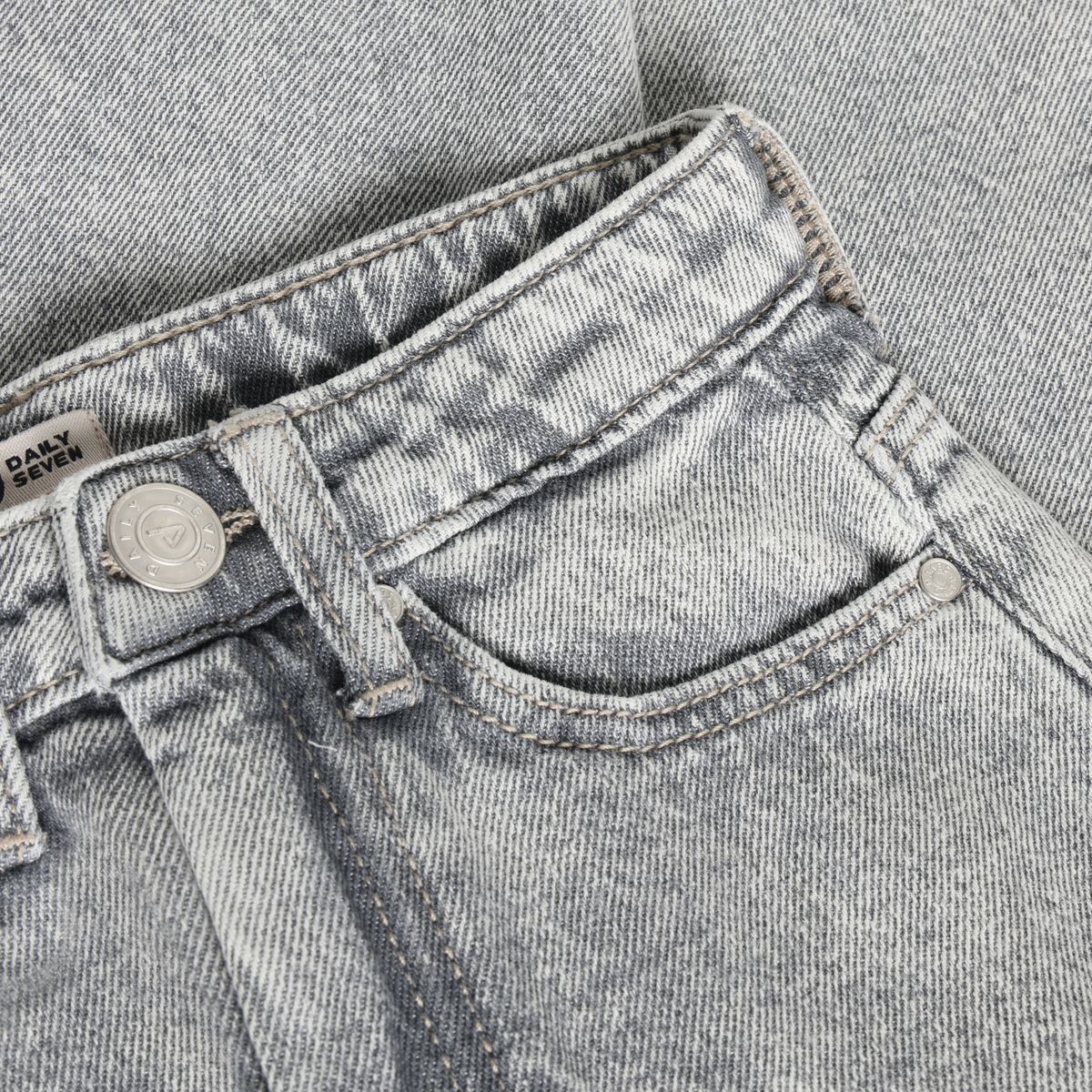 Daily7 jeans spijkerbroek kind Barrel Fit (tonmodel) Denim Light Grey (lichtgrijs denim)