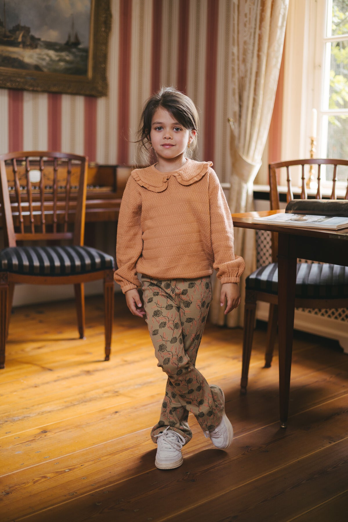 LEVV broek meisje Demi AOP Coral Flower (bloemenprint)