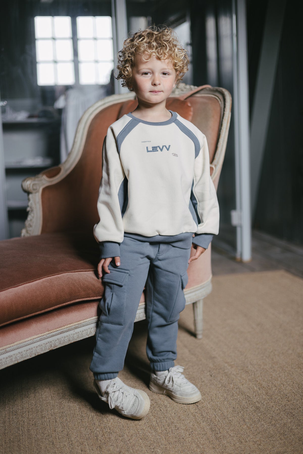 LEVV broek jongen Dwayne Mid Blue (middelblauw)