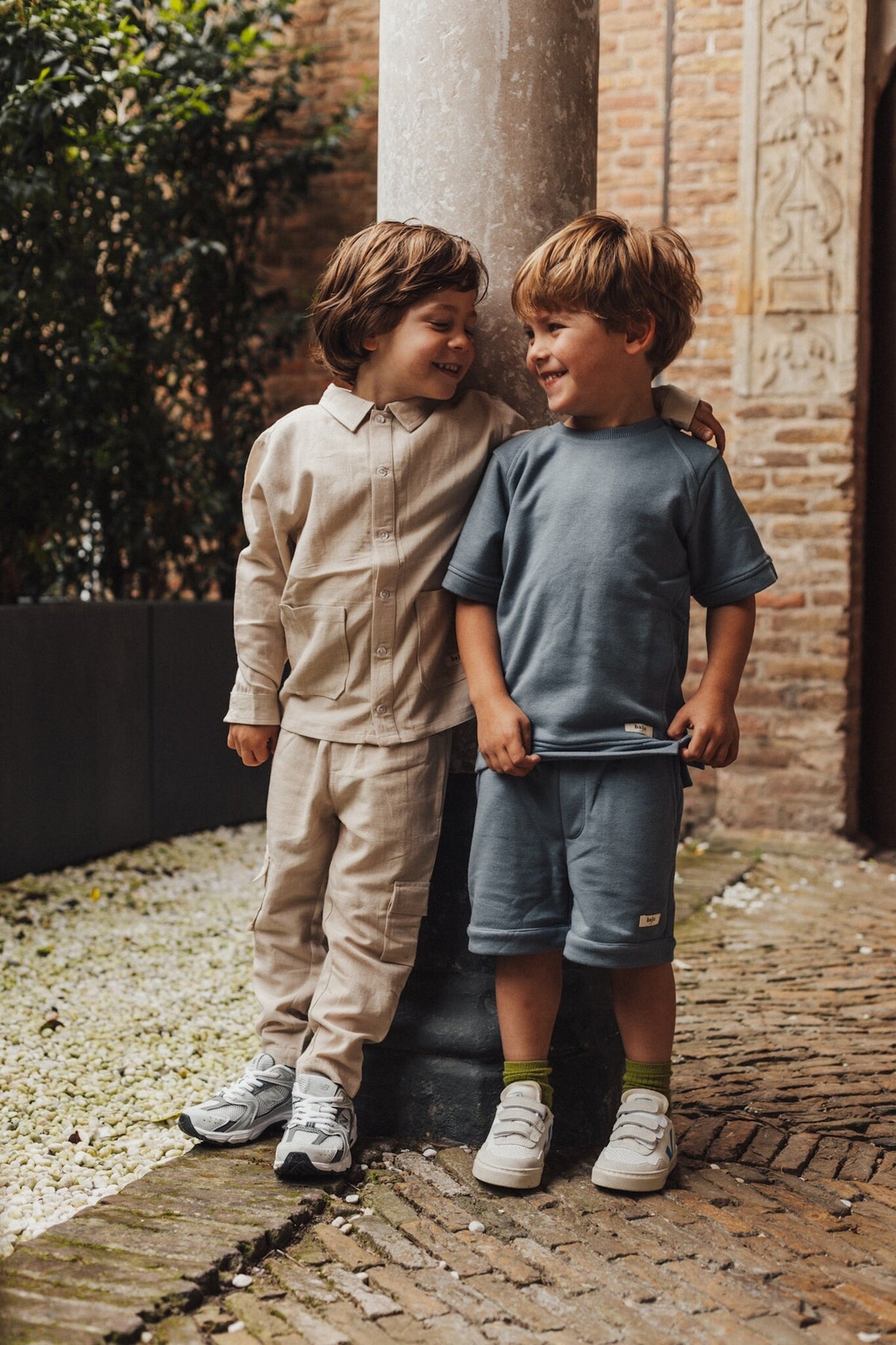 BAJE blouse lange mouw jongen Mace Beige (valt groot)