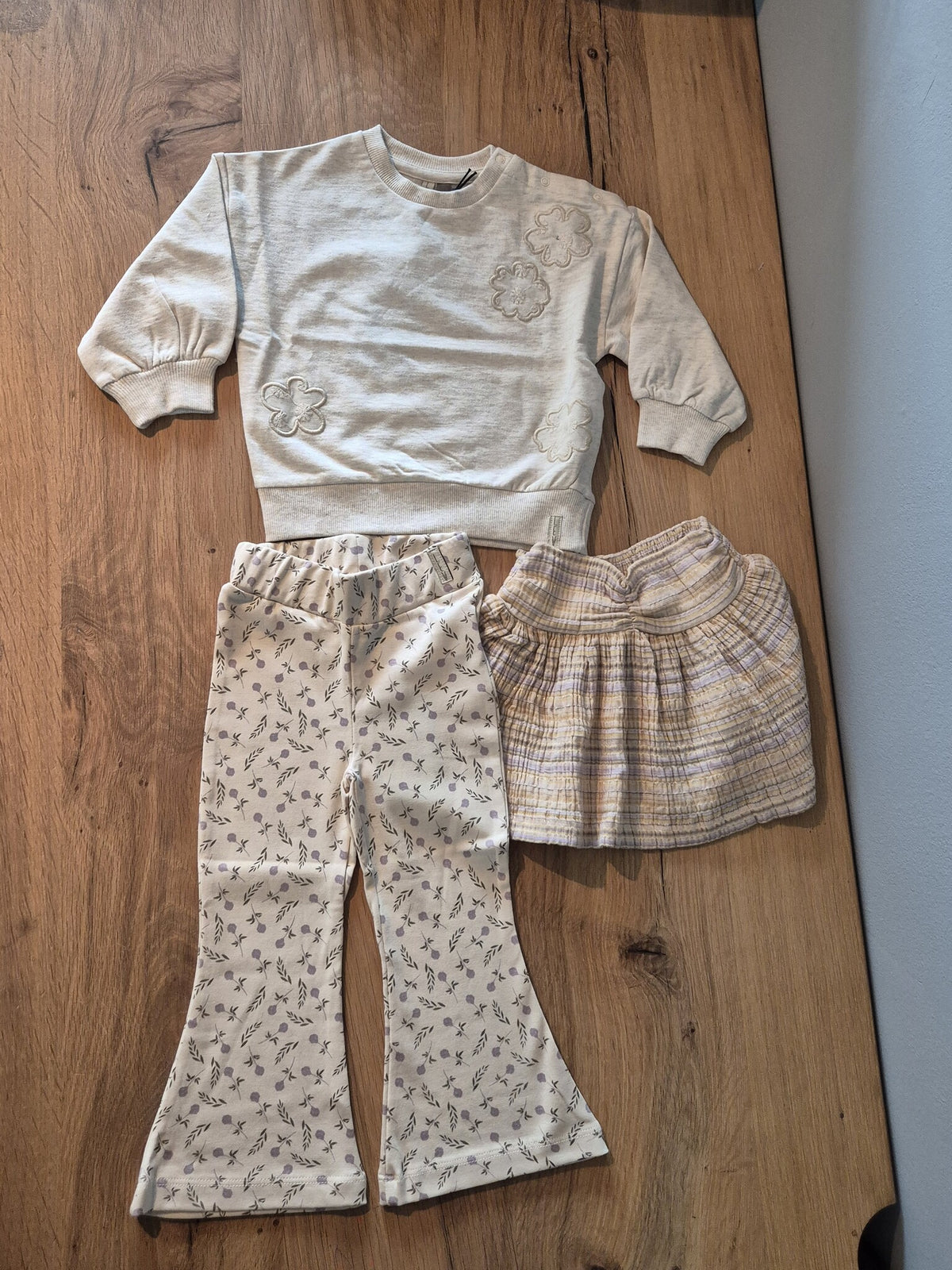 LEVV sweater meisje Crème sweater Cream crème