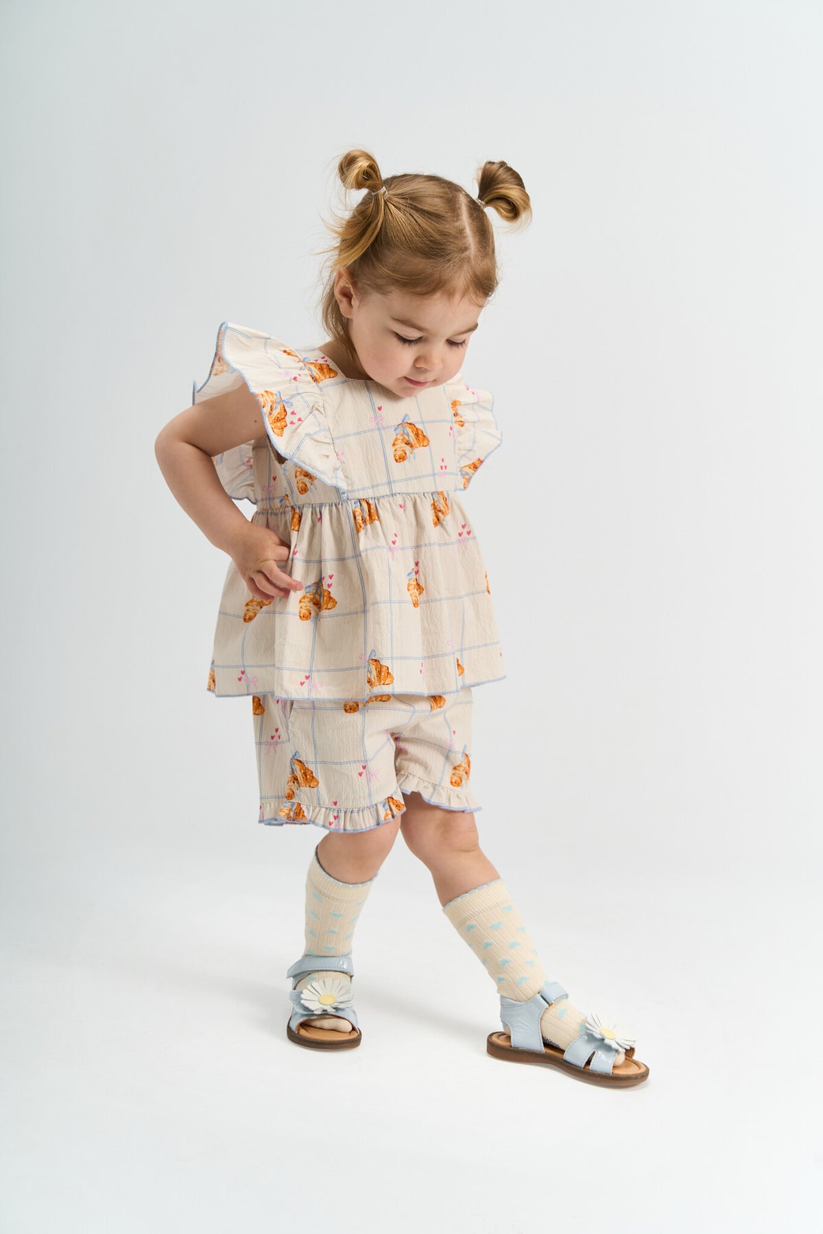 The New korte broek kind Silke Gardenia AOP