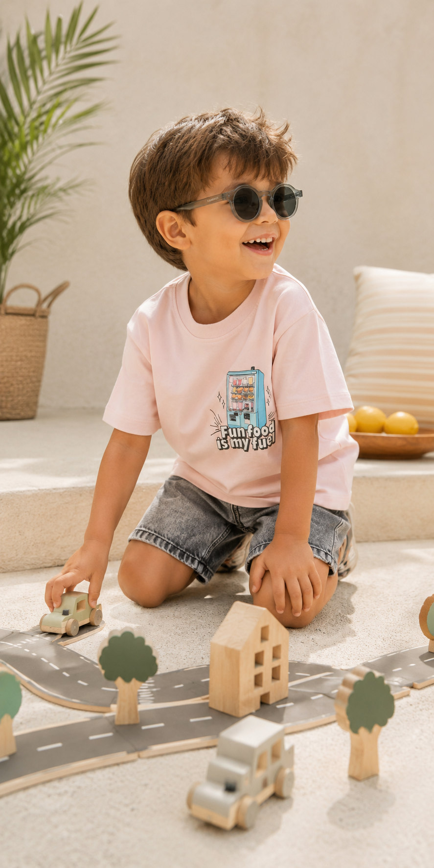 The New shirt kind Snack Tee Silver Pink (roze)