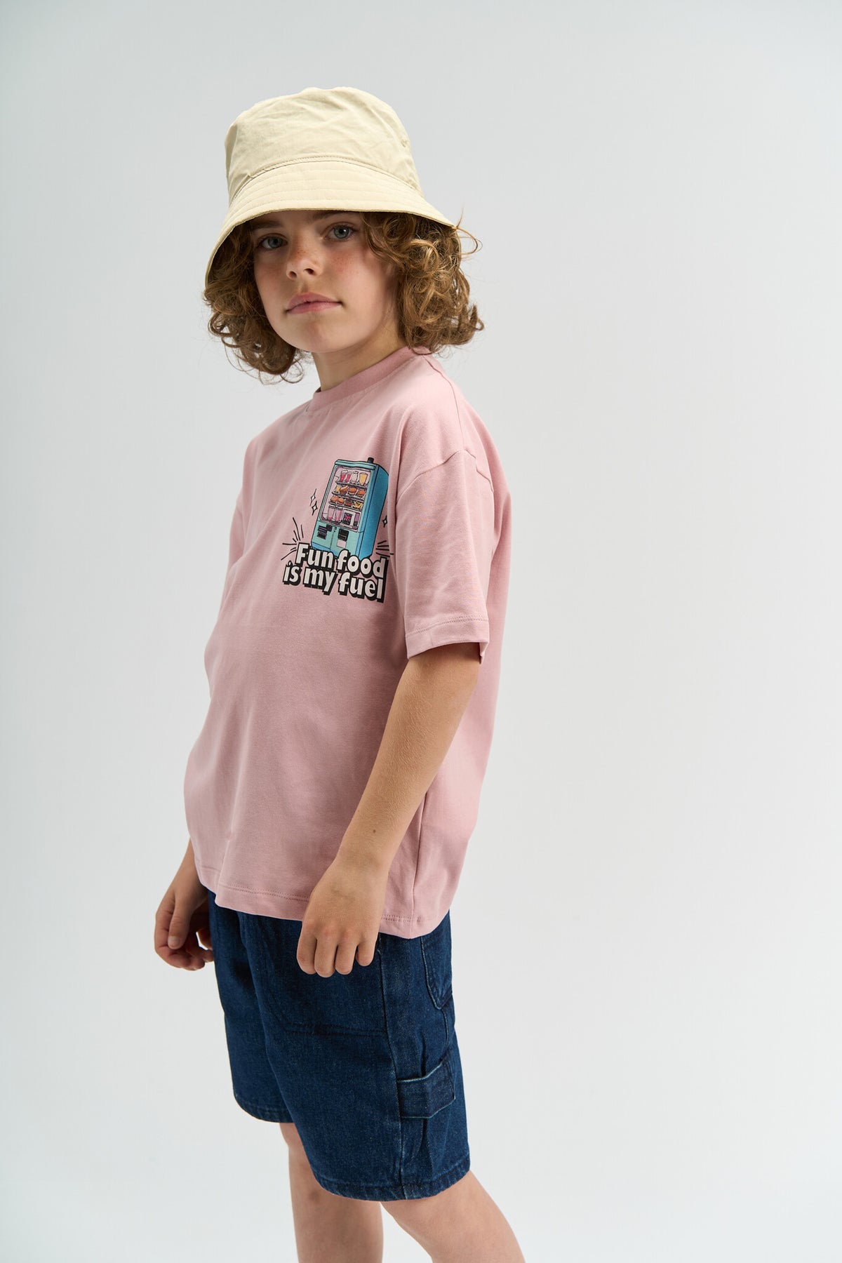 The New shirt kind Snack Tee Silver Pink (roze)