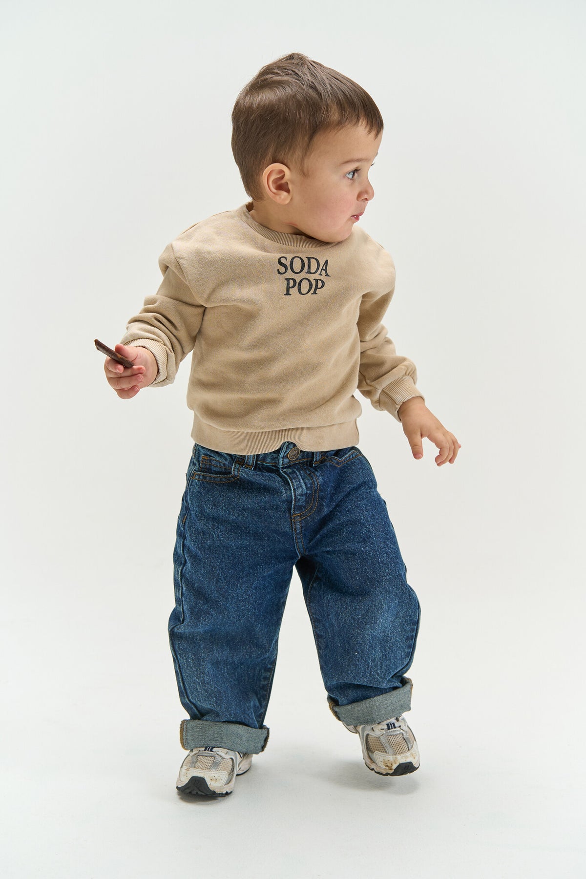 THE NEW sweater jongen Valter Humus (zand)