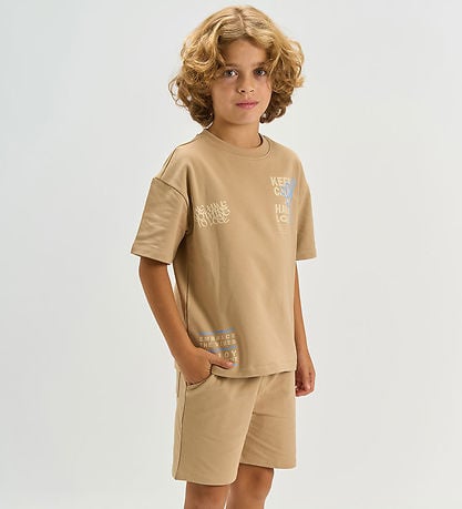 The New shirt jongen Titus Tee Humus (bruin)
