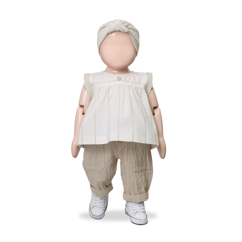 1+ IN THE FAMILY top baby Dunia off white wit