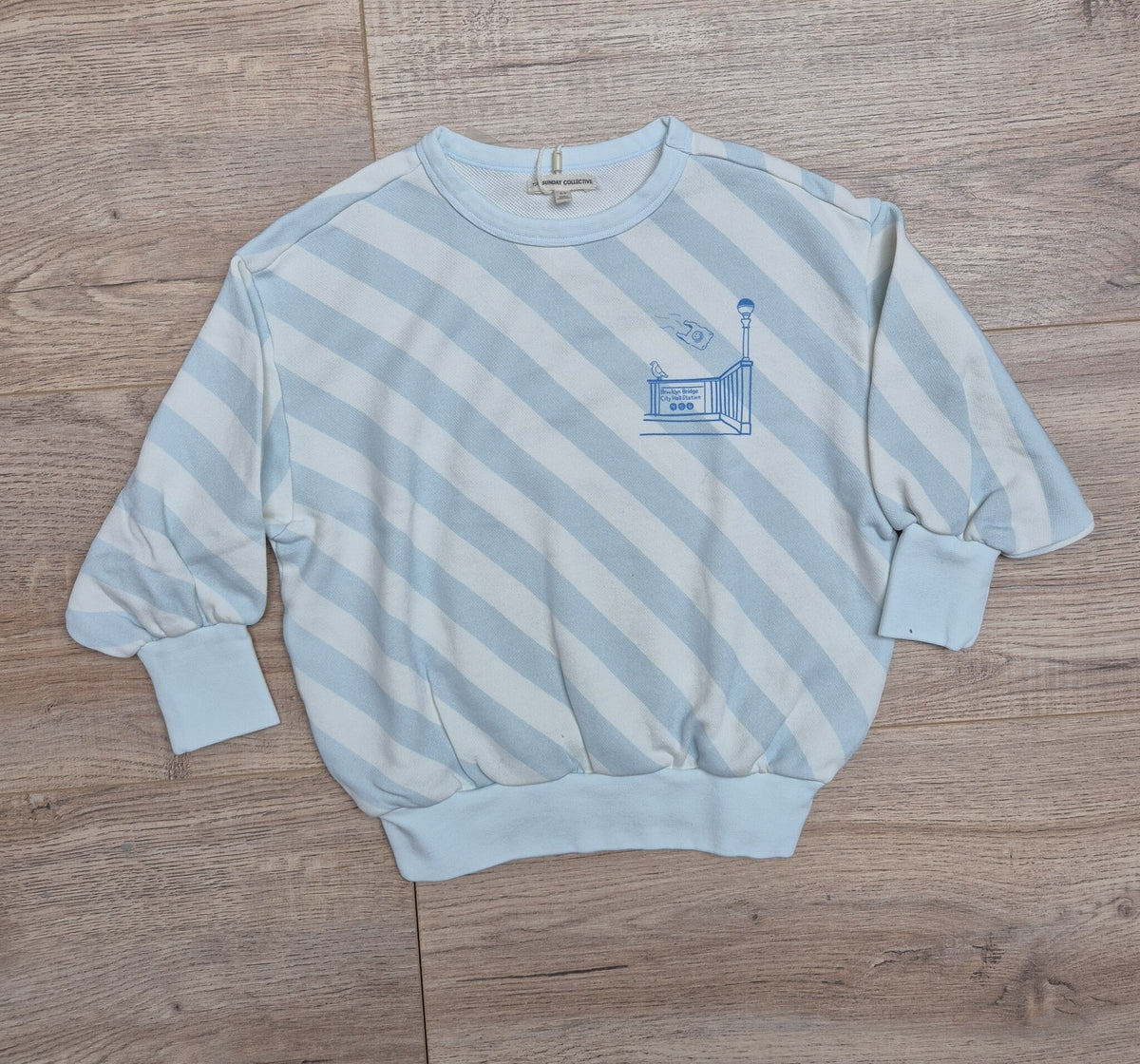 The Sunday Collective sweatshirt kind Organic Weekend Sweatshirt Sky Blue Stripe lichtblauw gestreept