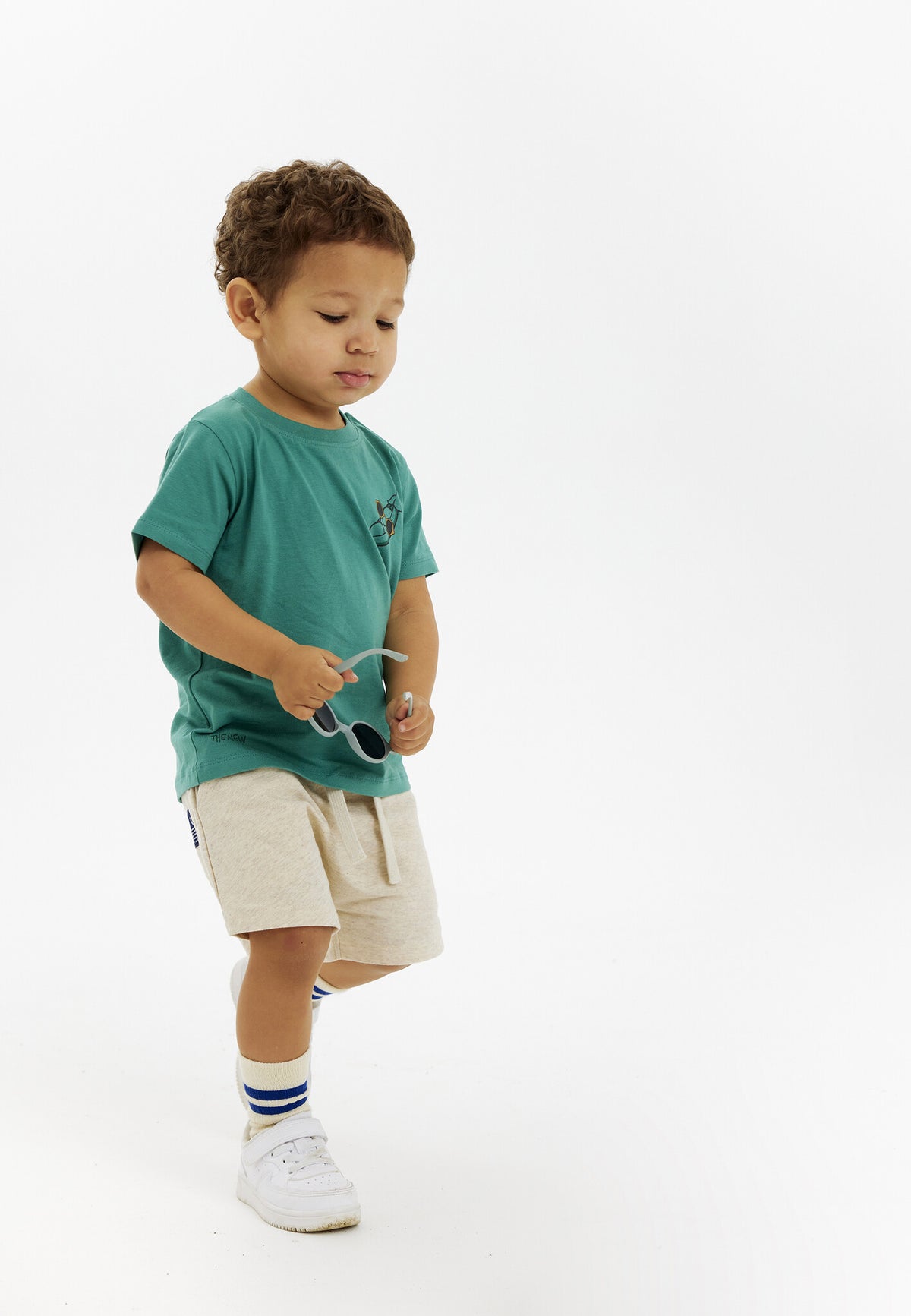 The New shirt kind Newel S/S Tee Bottle Green (groen)