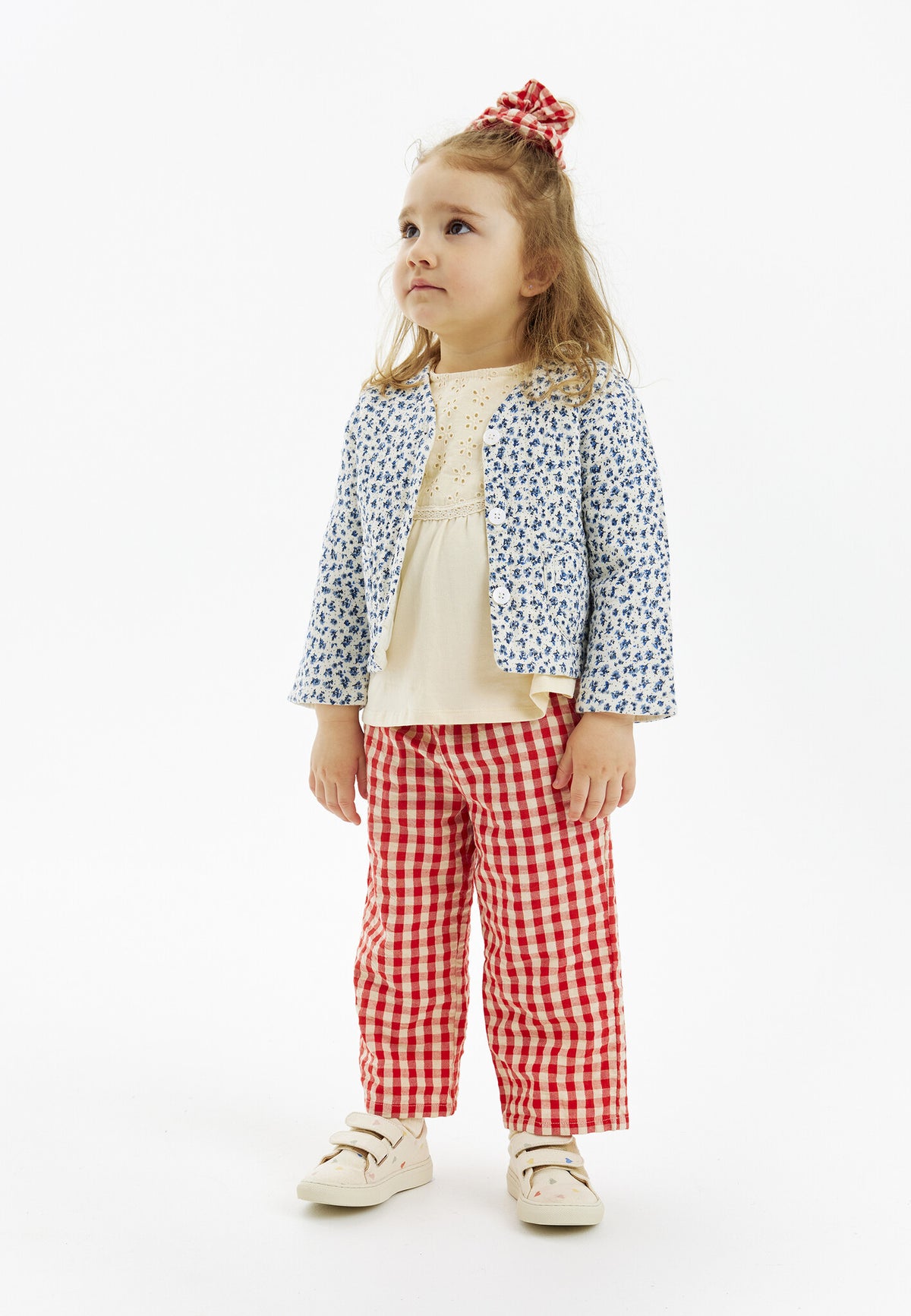 The New jas kind Nikita Quilted Jacket White Swan AOP (wit met blauwe print)